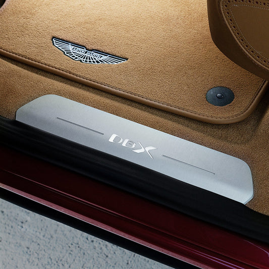 Aston Martin DBX Illuminated Tread Plates