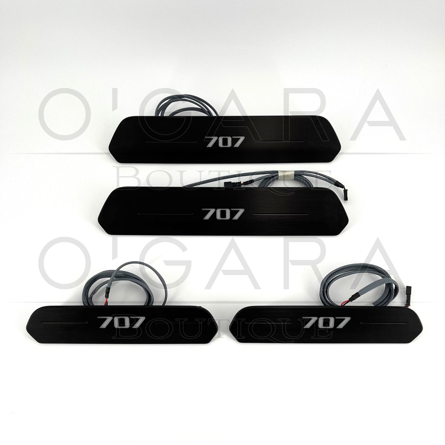 Aston Martin DBX Illuminated Tread Plates