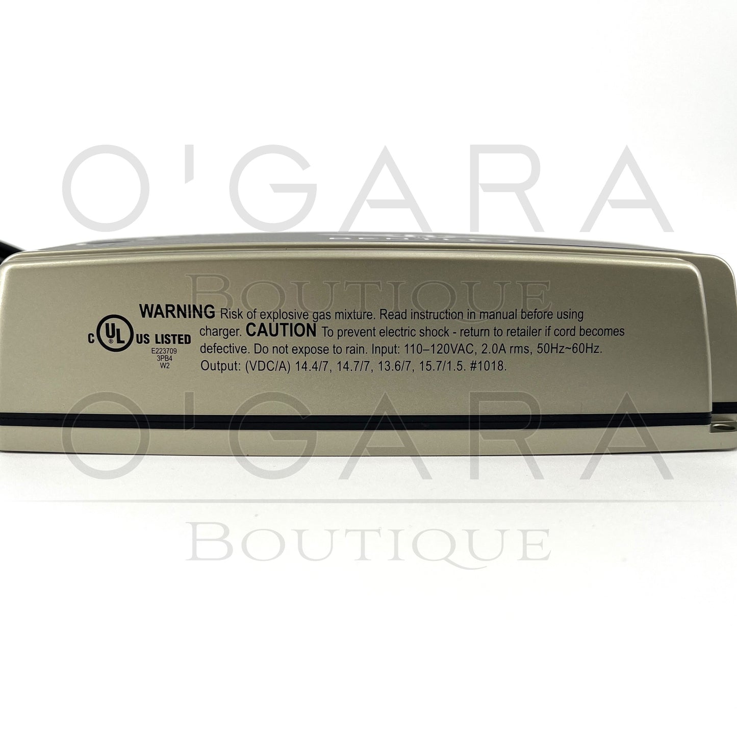 3Y0915685A Bentley GT GTC Convertible Continental Flying Spur Bentayga V8 W12 Battery Charger & Maintainer Genuine OEM Accessories Accessory Vehicle Trickle Travel Storage Park Parking Supercars Sportscar Maintenance Automatic Car Care Essential Essentials
