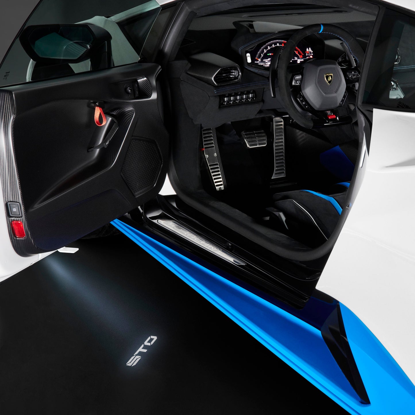 4T0998200B Lamborghini Huracan STO Entry Lights