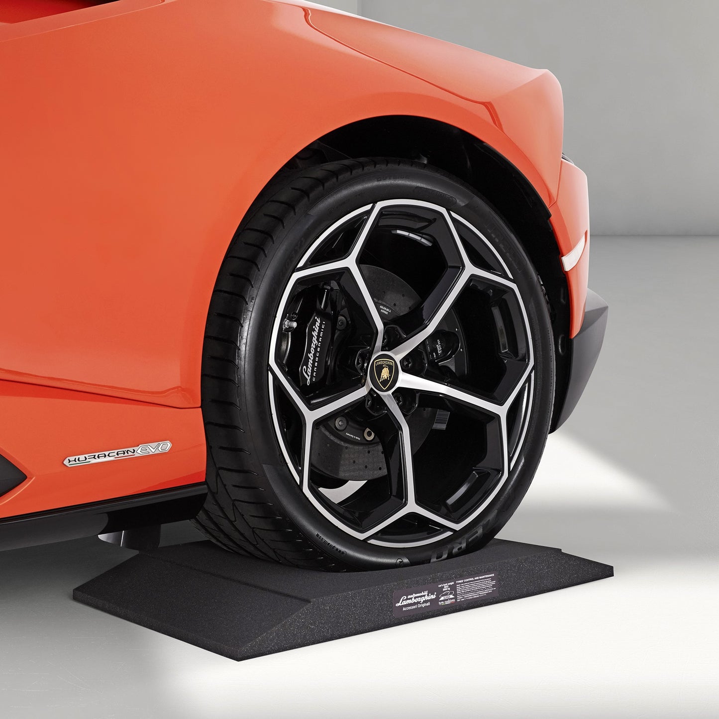 400091365 Lamborghini Parking Tire Cushions Cradles Tires Cushion Parking Storage OE OEM Genuine Vehicle Car Accessories Accessory Maintenance Huracan Aventador Revuelto Temerario