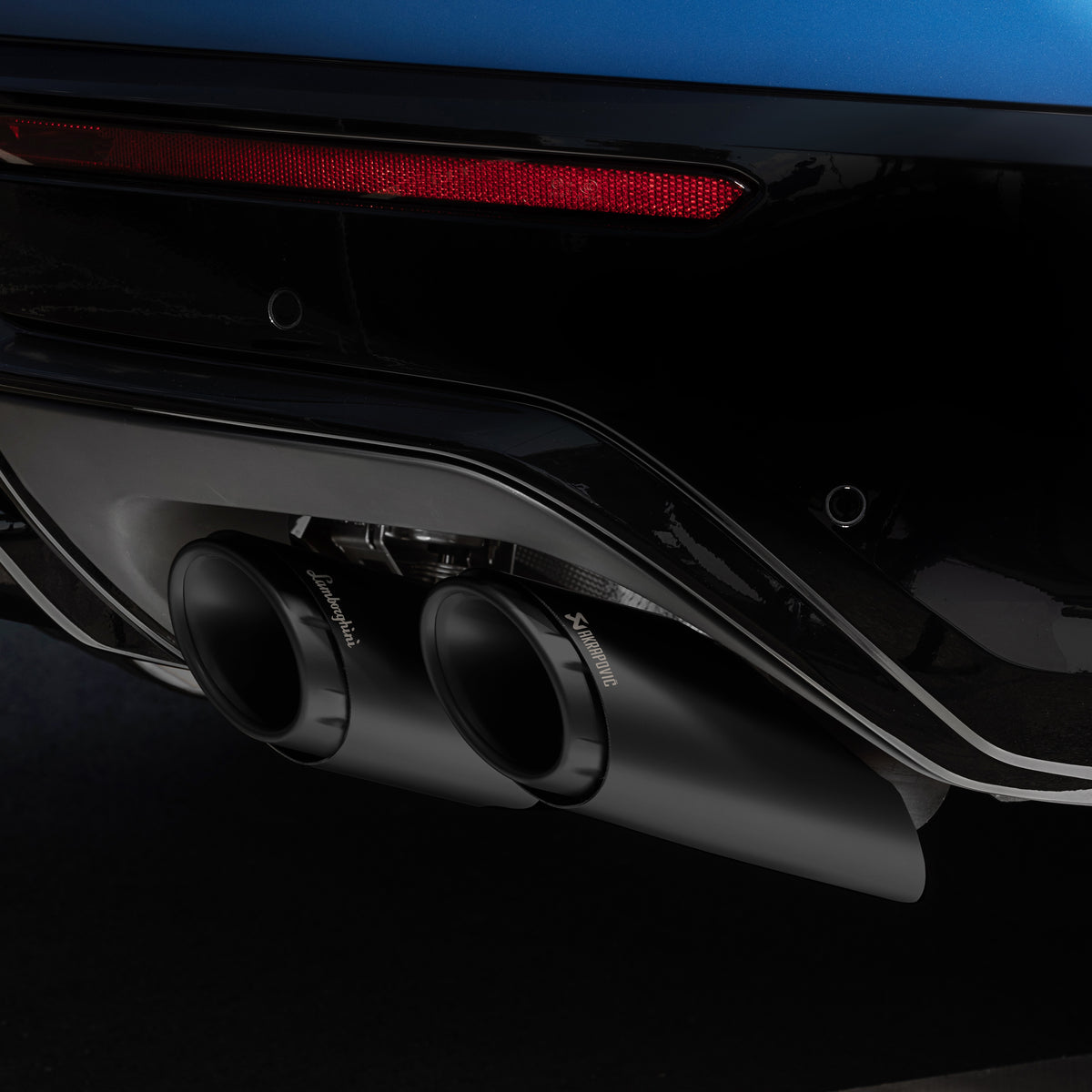 Lamborghini Urus SE Titanium Exhaust Black Edition