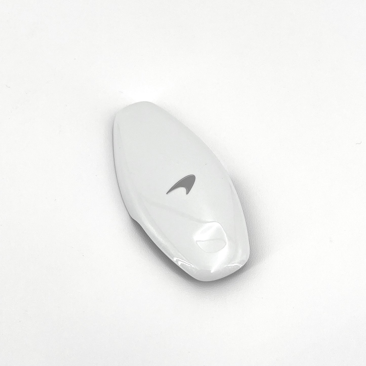 1214QA049MPM000097 McLaren Key Back Silica White