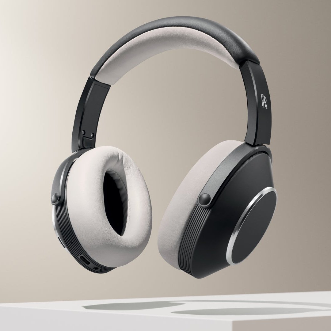 Rolls-Royce Amphitheatre Headphones