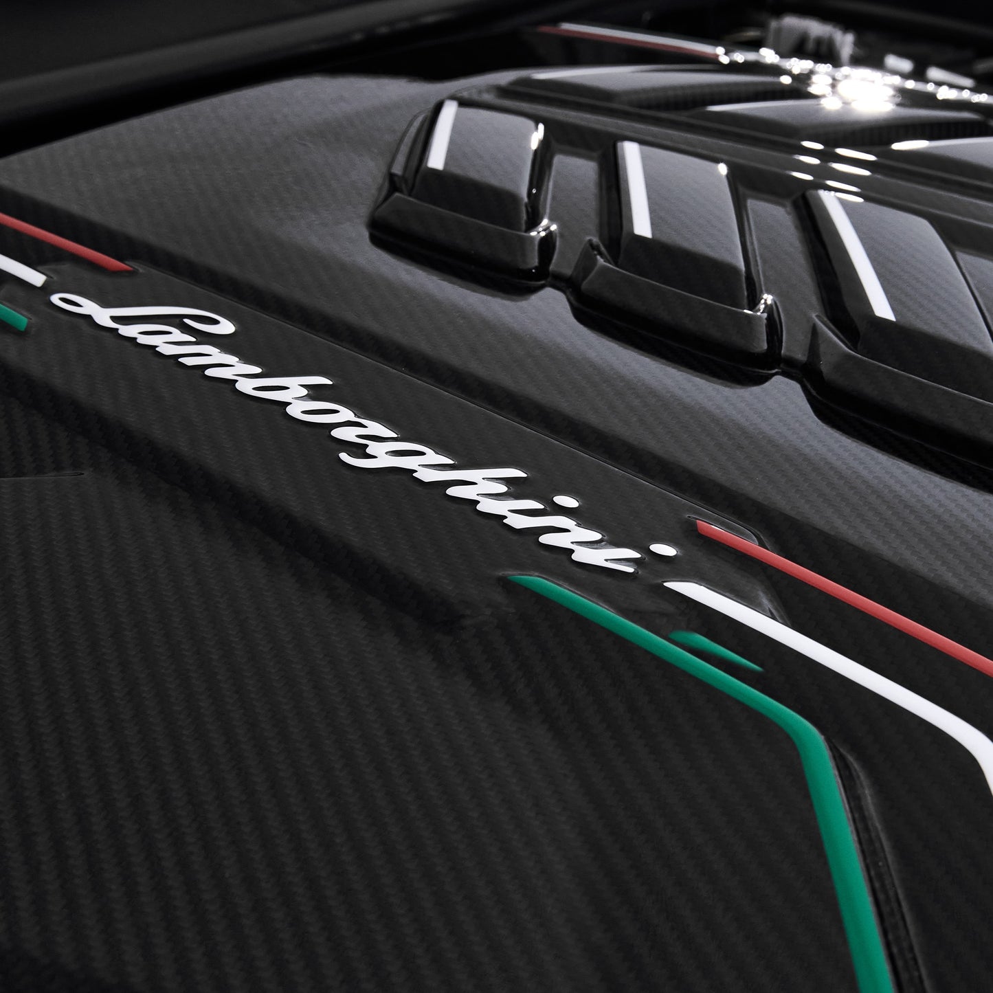 Lamborghini Urus Carbon Fiber Engine Cover