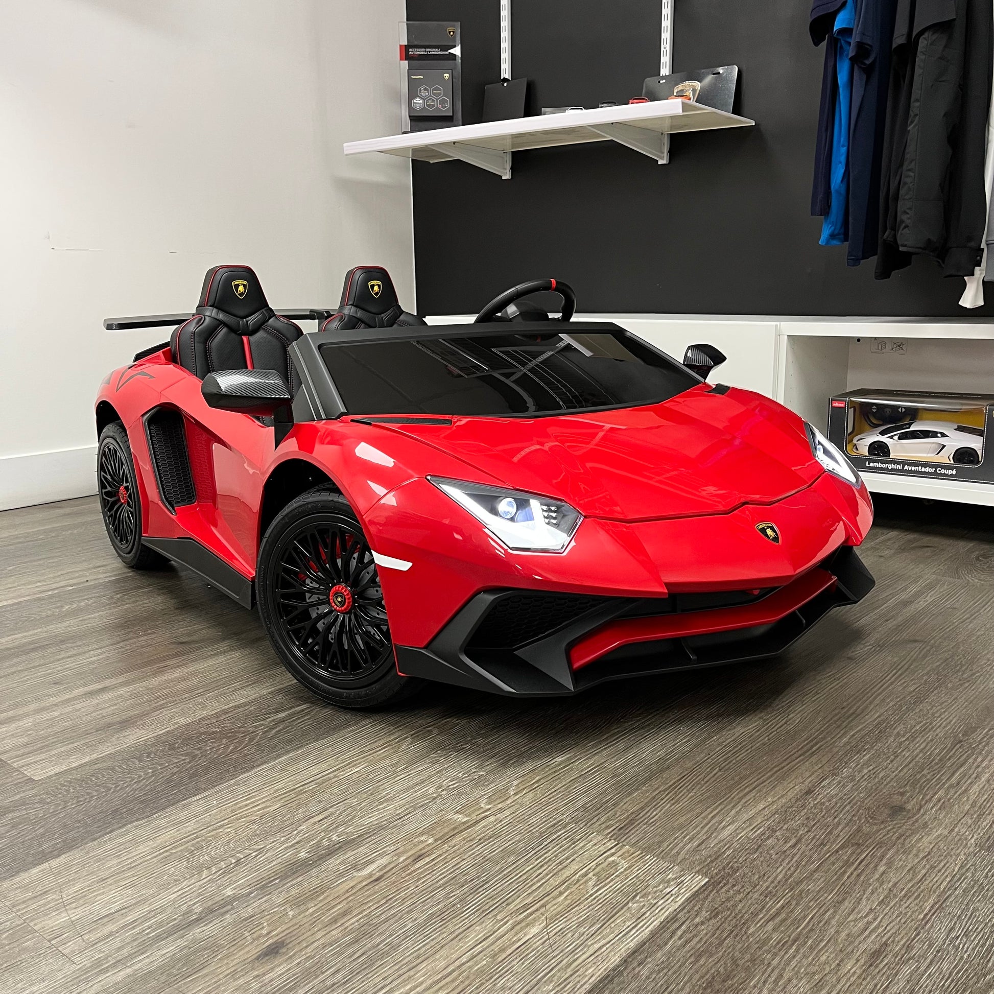 Lamborghini Aventador Ride On 24V Racing Track Hypercar Supercar Toy Car Kids Children Adults Collectible Collectibles