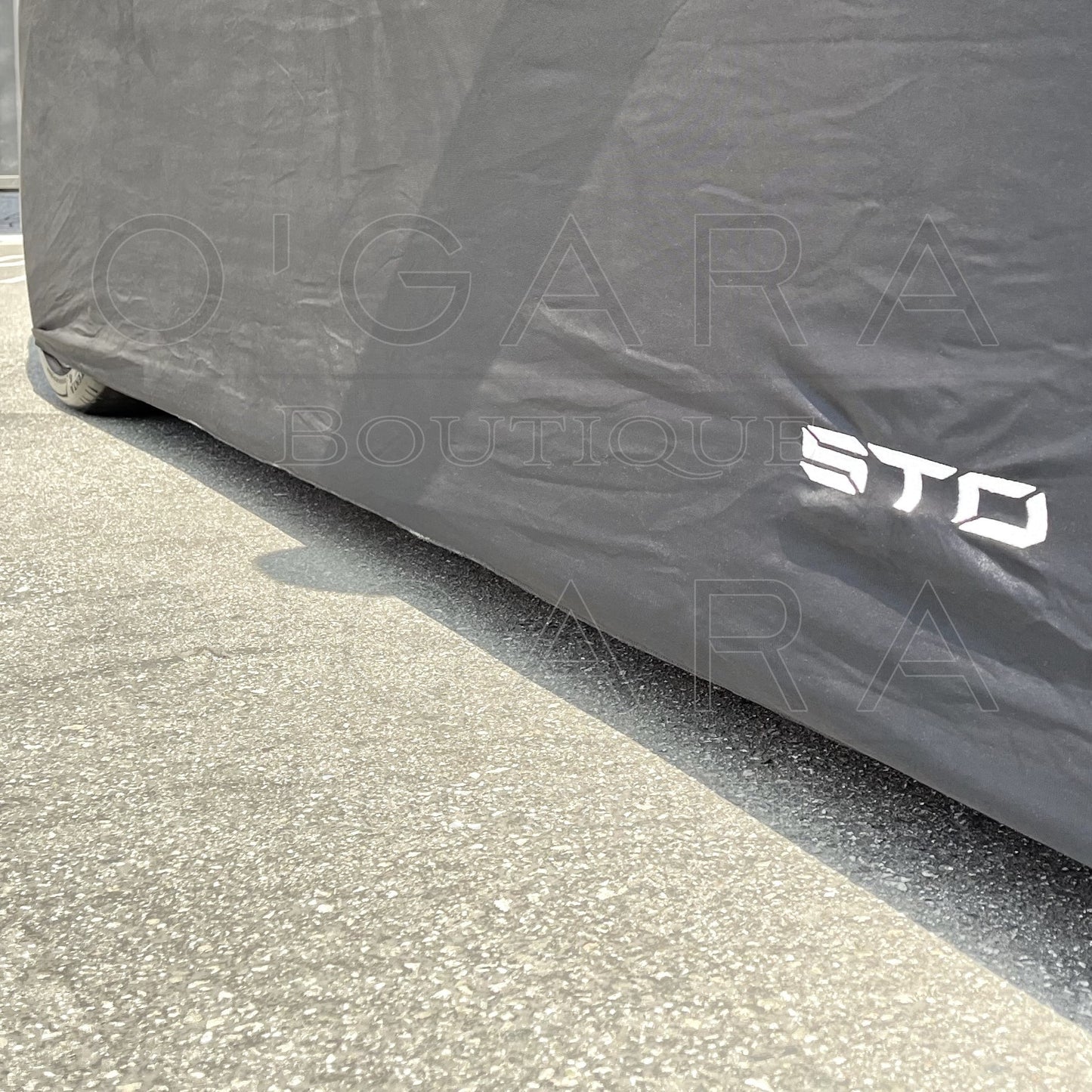 4T0860636A Lamborghini Huracan STO Super Trofeo Omologata Indoor Car Cover Accessori Originali Premium Care OEM OE Genuine Vehicle Accessory Accessories Essential Essentials Travel Maintenance Storage O'Gara Ogara Coach Beverly Hills