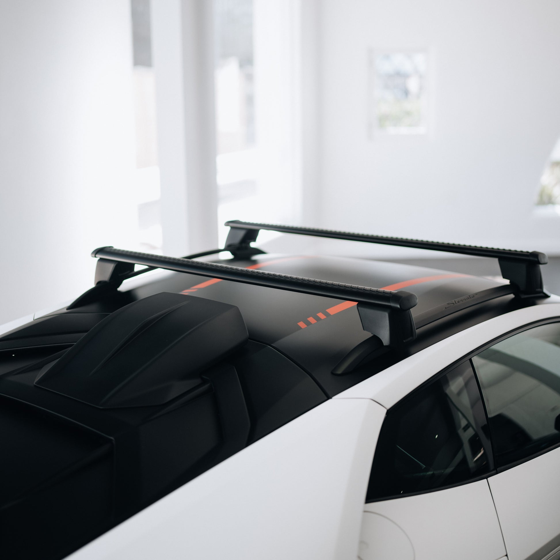 4T0860019A Lamborghini Huracan Sterrato Roof Crossbars Cross Bars Rack Rails Box OE OEM Genuine Vehicle Car Accessory Accessories Travel Storage Exterior Exteriors Luxury Sportscar Supercars