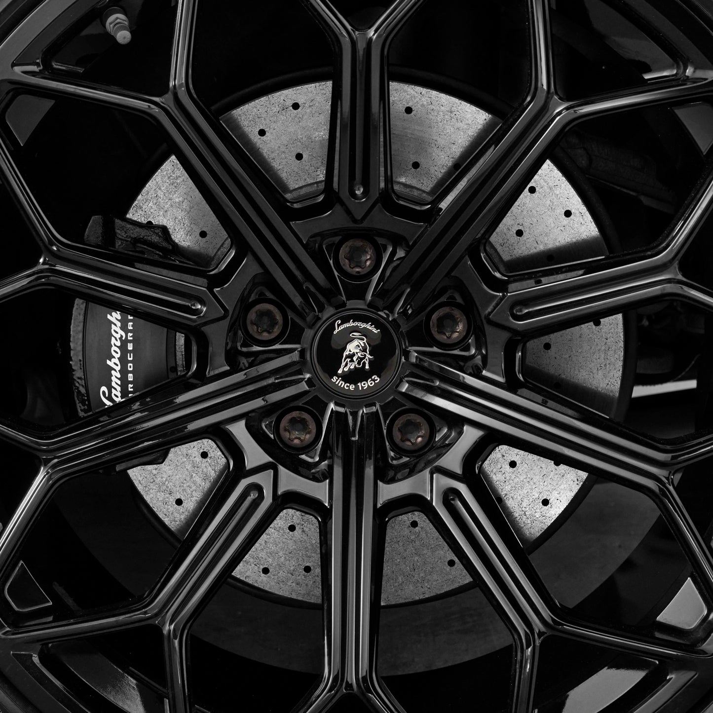 0R8340072 Lamborghini Since 1963 Historic Center Caps Kit Wheel Rim Badges