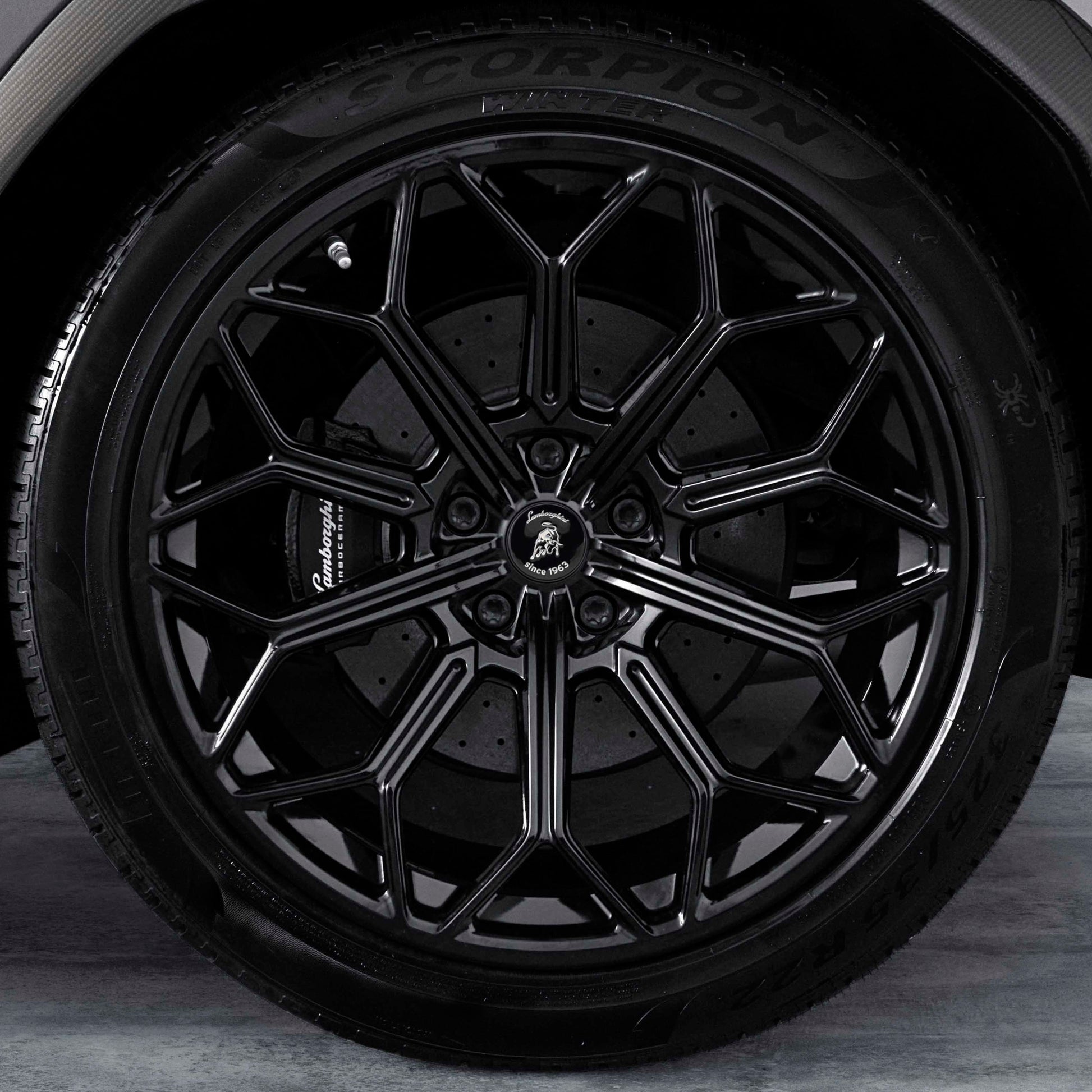 0R8340072 Lamborghini Since 1963 Historic Center Caps Kit Wheel Rim Badges
