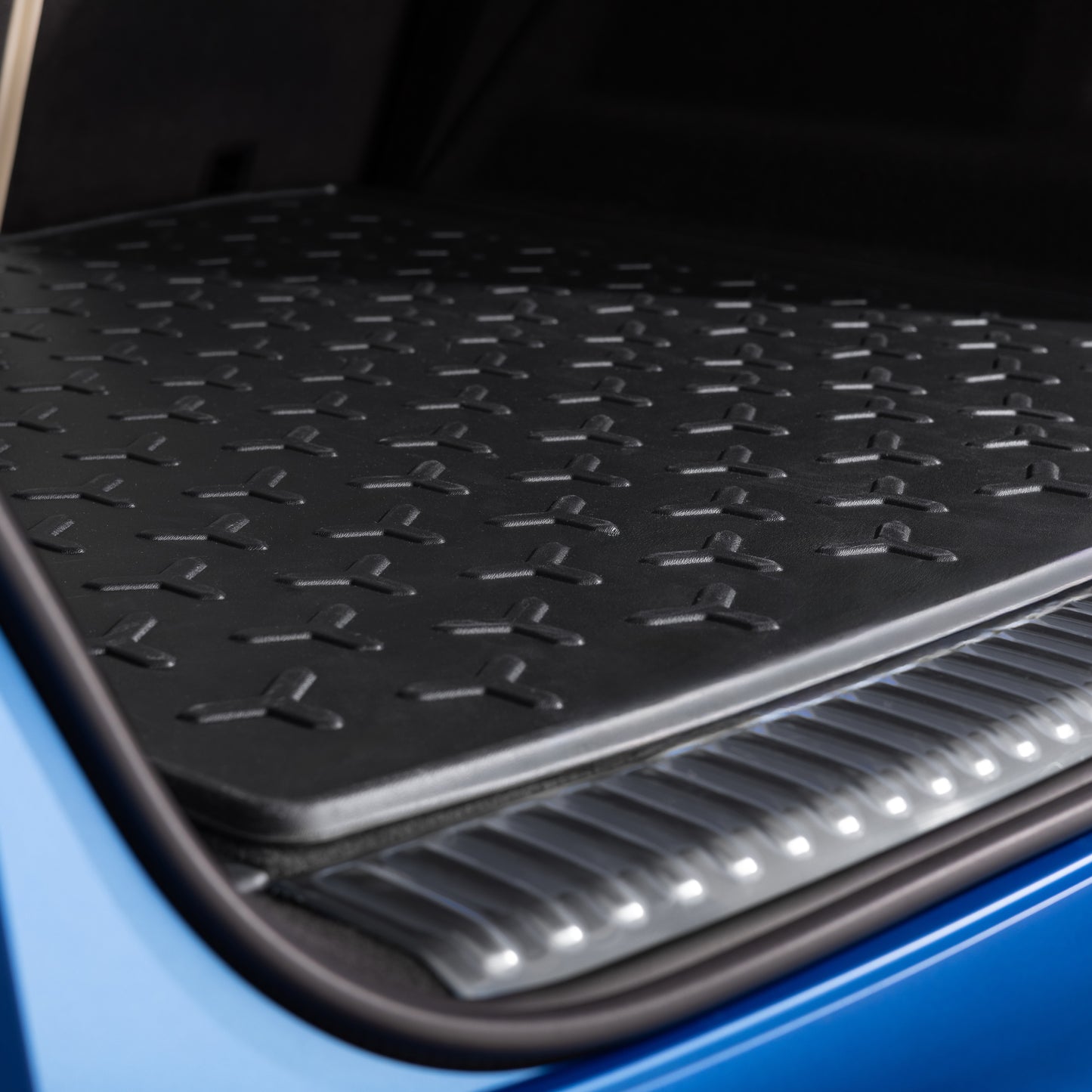 Lamborghini Urus SE Cargo Liner