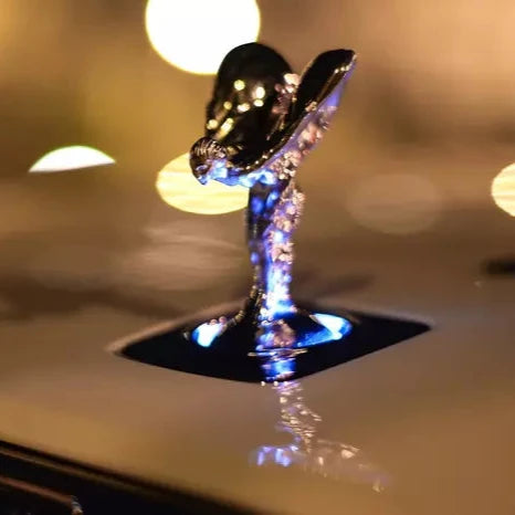 Rolls-Royce Spirit of Ecstasy - Uplit